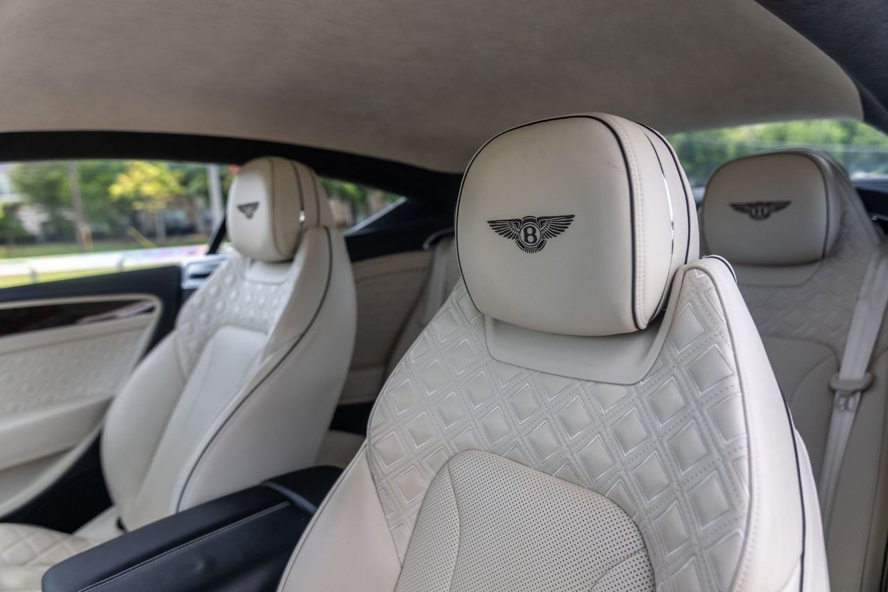 Used 2022 Bentley Continental GT AWD/4WD image 30