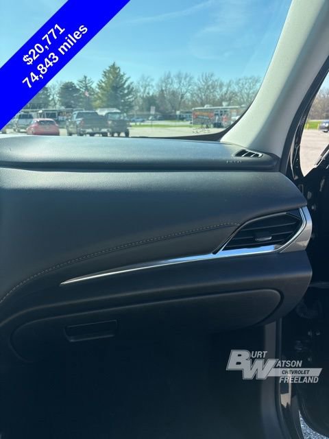 Used 2020 Chevrolet Traverse LT w/ Driver Confidence II Package image 30