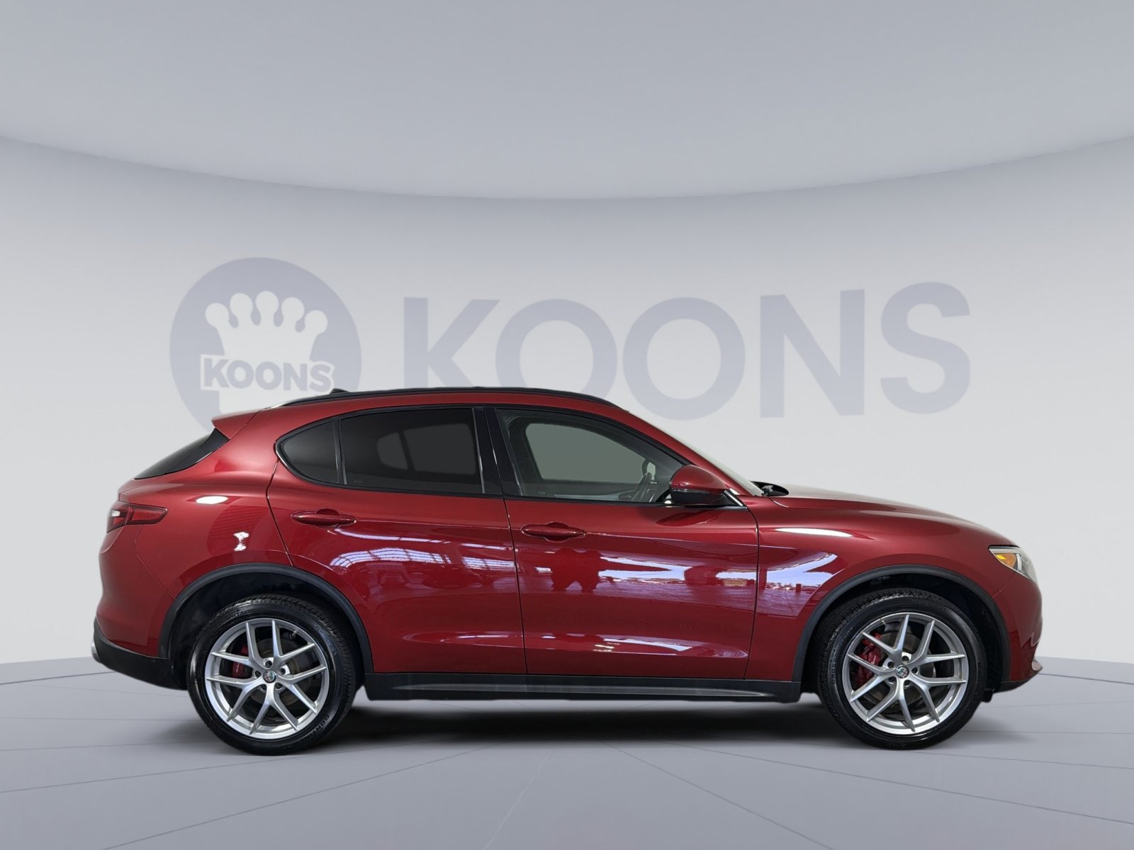 Used 2018 Alfa Romeo Stelvio Ti Sport AWD/4WD image 8