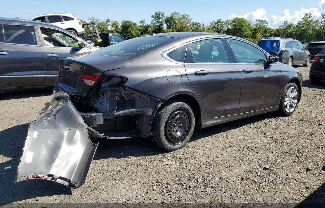 Used 2016 Chrysler 200 Limited w/ Convenience Group image 46
