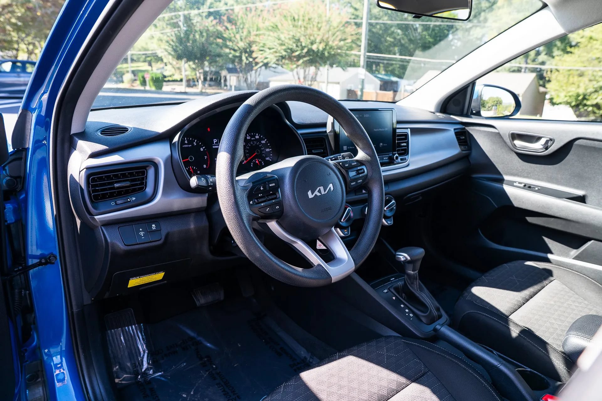Used 2022 Kia Rio S FWD image 19