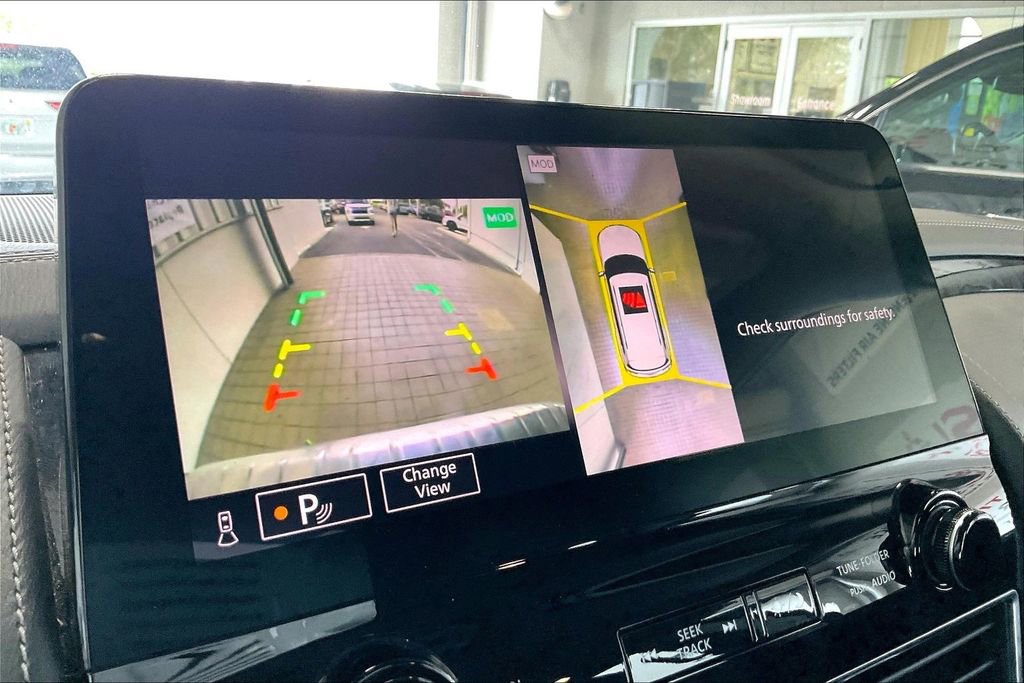 Used 2024 INFINITI QX80 Luxe image 12