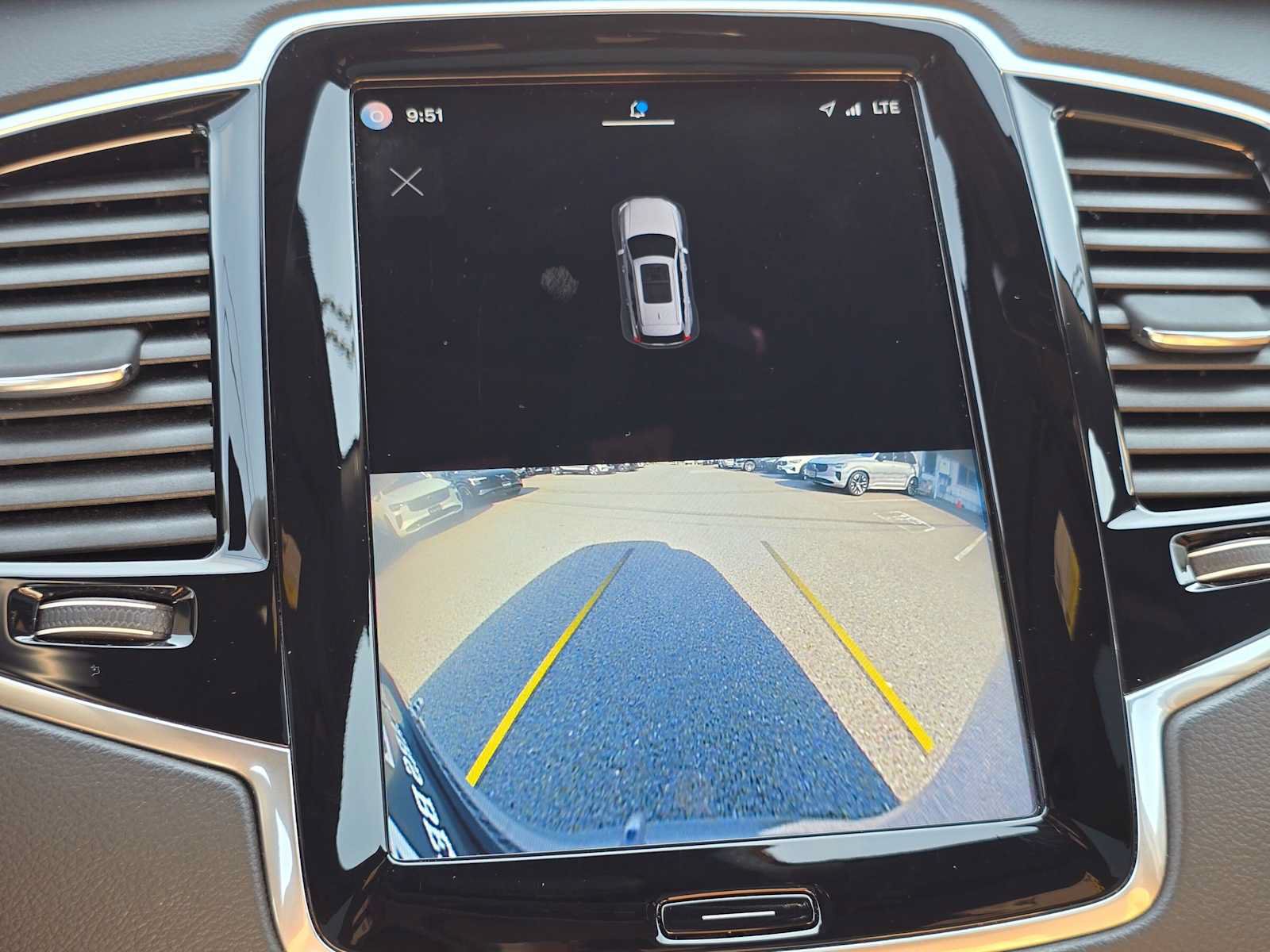 Certified 2023 Volvo XC90 B6 Ultimate AWD/4WD image 27