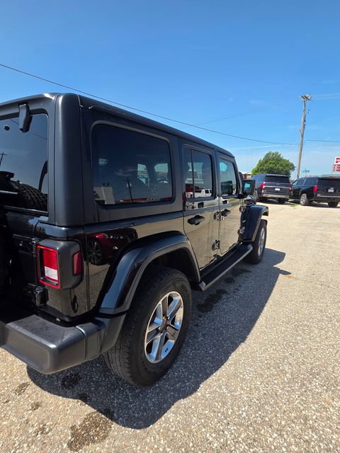 Used 2021 Jeep Wrangler Unlimited Sahara w/ Uconnect 4C Nav & Sound Group AWD/4WD image 6