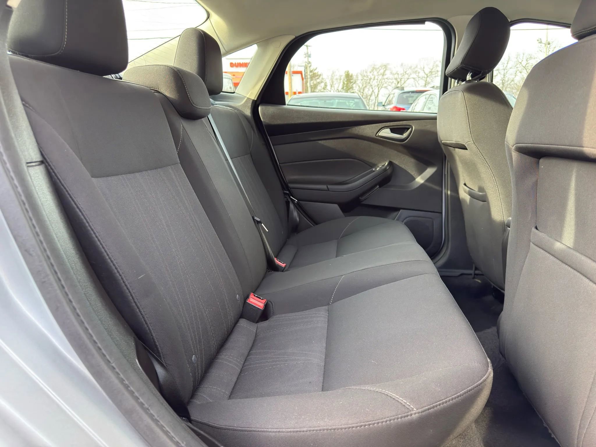 Used 2017 Ford Focus SE image 21