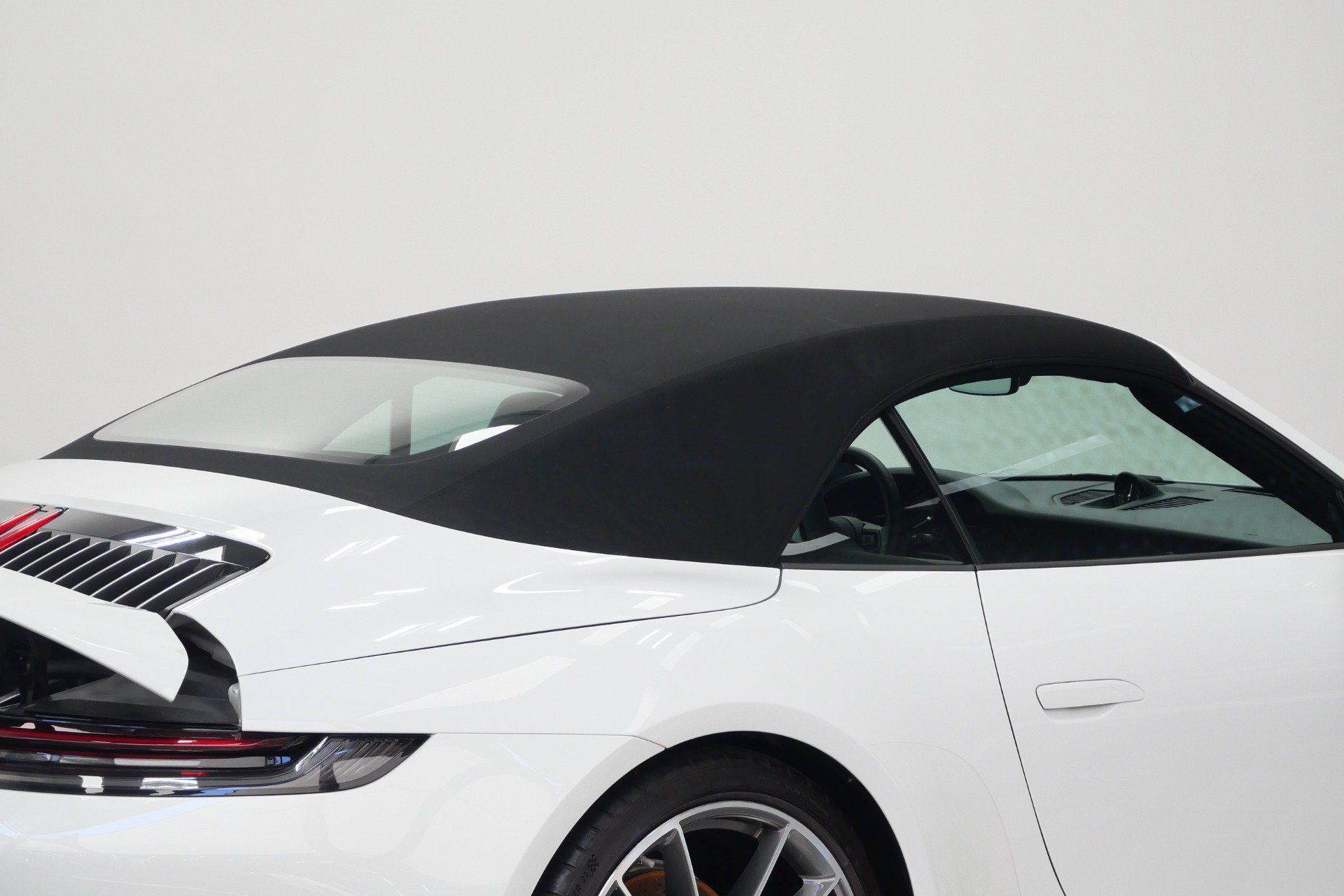 Used 2023 Porsche 911 Carrera 4S w/ Sport Package AWD/4WD image 38