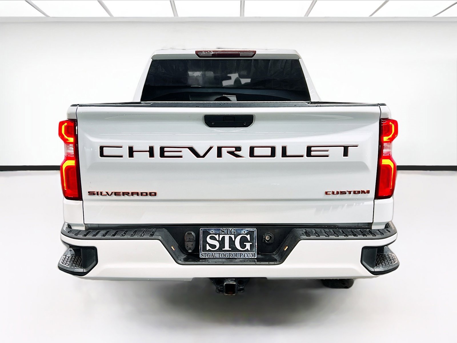 Used 2020 Chevrolet Silverado 1500 Custom w/ Custom Value Package image 5