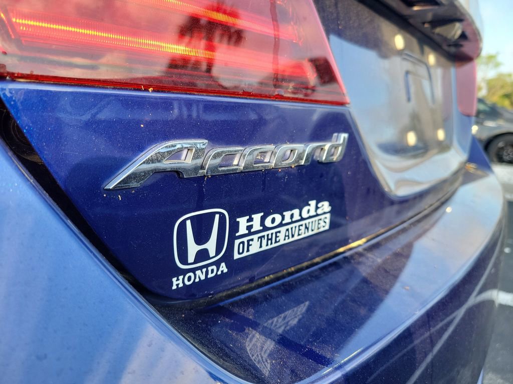 Used 2017 Honda Accord Hybrid Sedan image 15