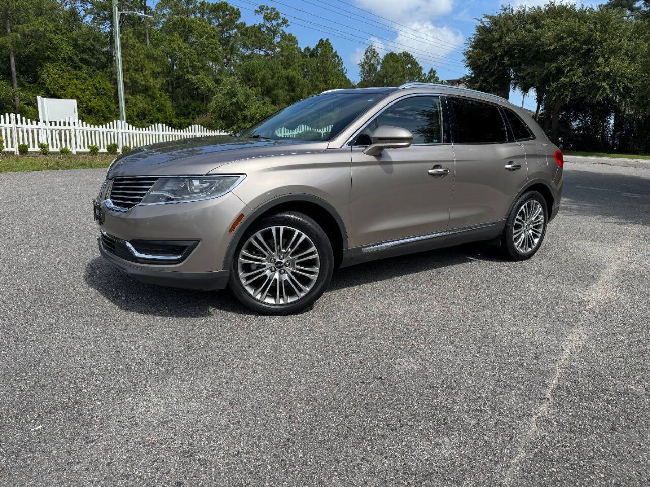 Used 2018 Lincoln MKX Reserve w/ Lincoln MKX Climate Package FWD image 29