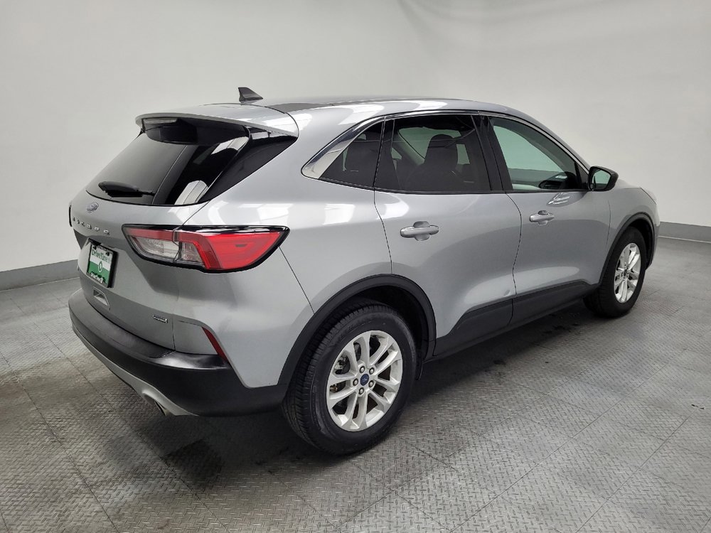 Used 2022 Ford Escape SE FWD image 10