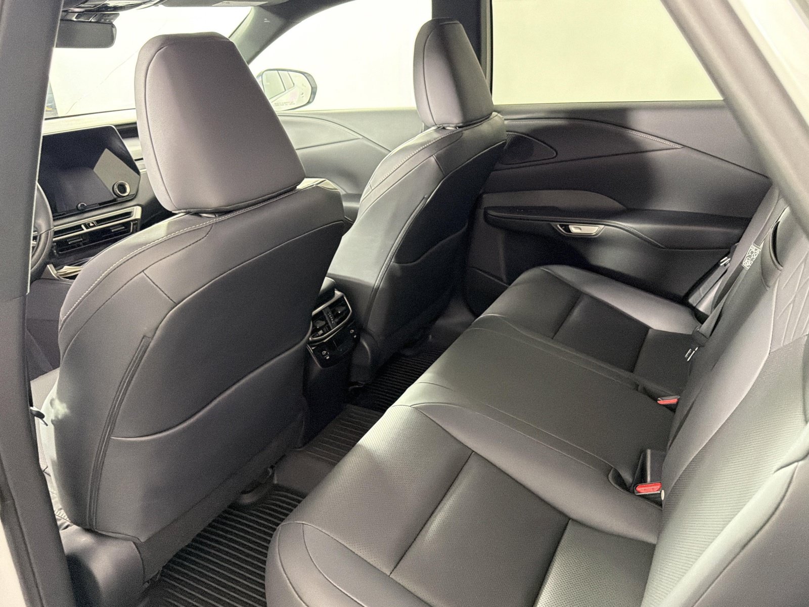 Certified 2025 Lexus RX 350h AWD/4WD image 26