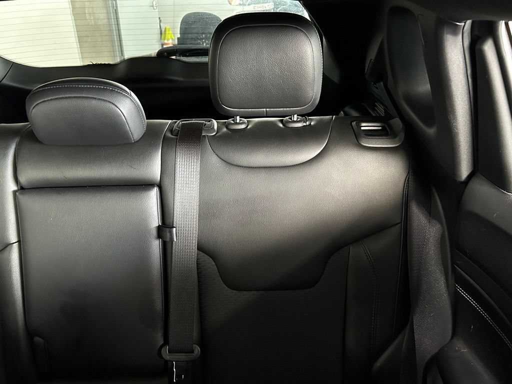 Used 2022 Jeep Compass Latitude FWD image 14