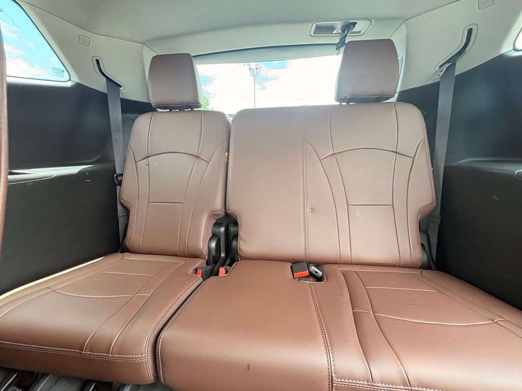 Used 2019 Buick Enclave Avenir FWD image 27