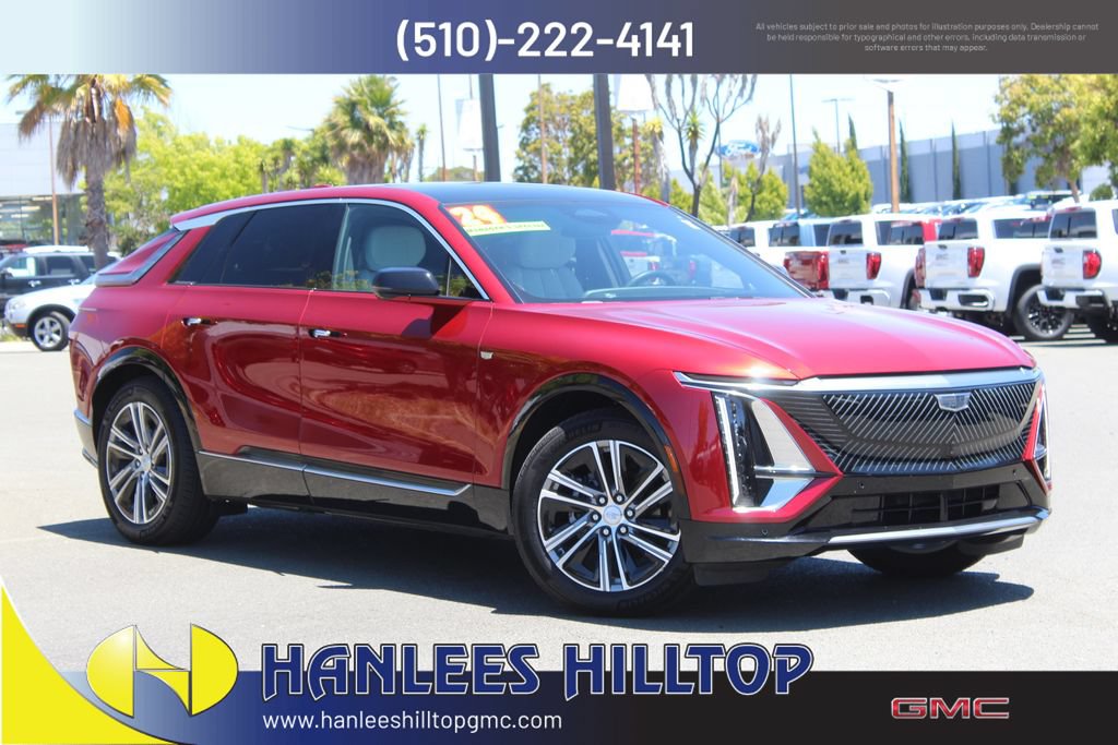 Used 2024 Cadillac Lyriq Luxury AWD/4WD image 1