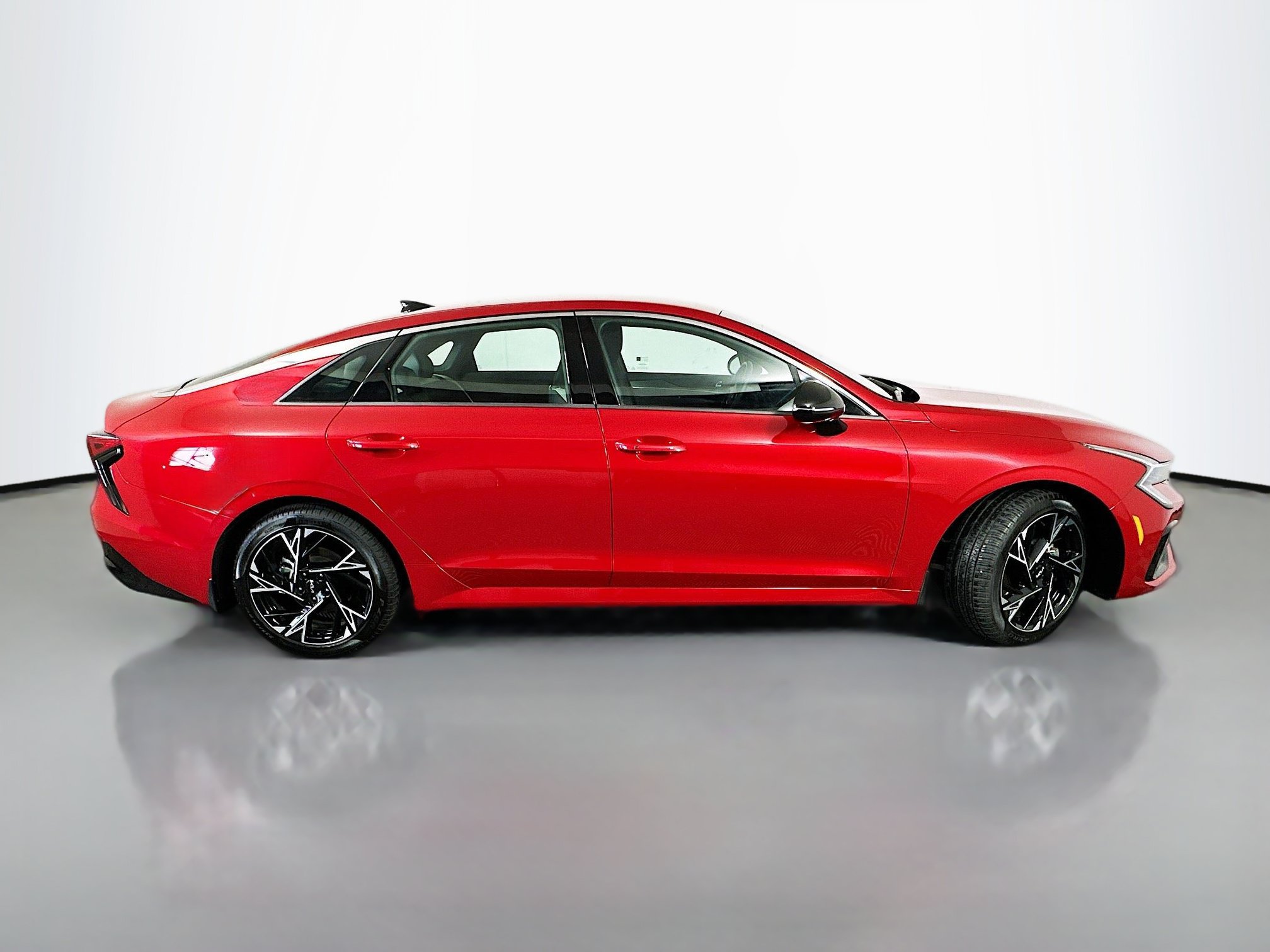 Used 2025 Kia K5 GT-Line AWD/4WD image 8
