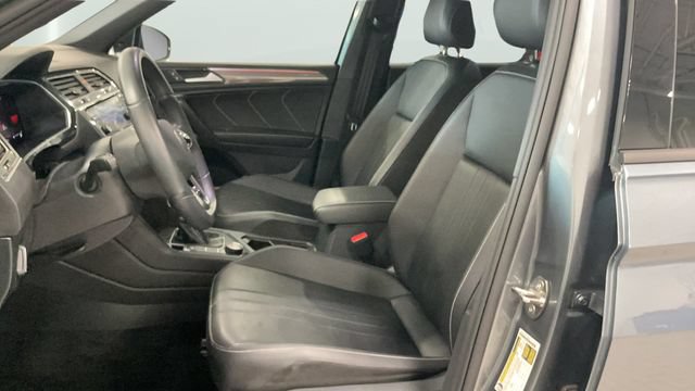 Certified 2024 Volkswagen Tiguan SE R-Line AWD/4WD image 23