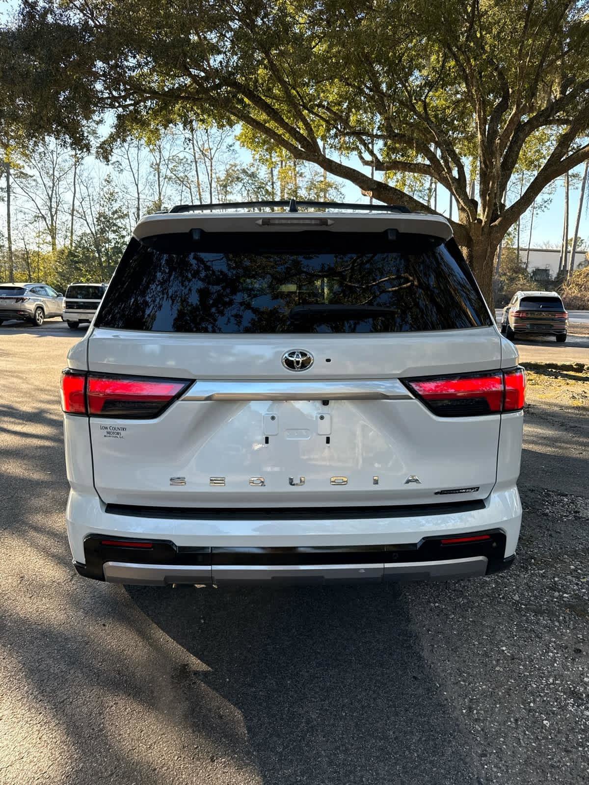 Used 2025 Toyota Sequoia Capstone image 4