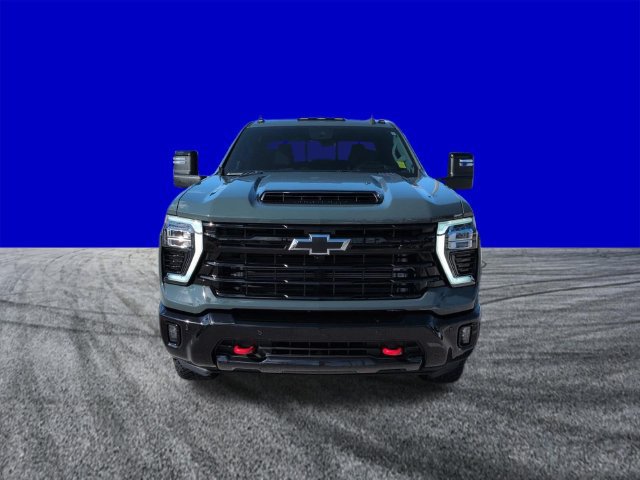 Used 2025 Chevrolet Silverado 2500 LTZ AWD/4WD image 9