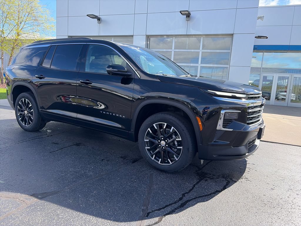 New 2026 Chevrolet Traverse LT w/ Sun and Wheel Package AWD/4WD image 1