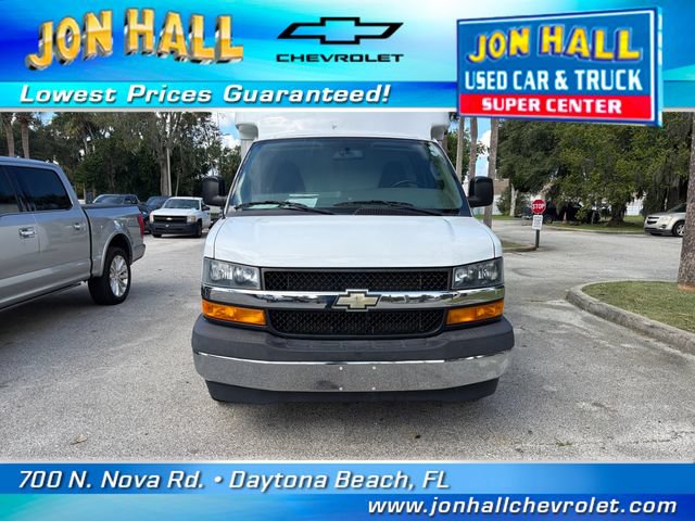 Used 2019 Chevrolet Express 3500 w/ Power Convenience Package RWD image 13
