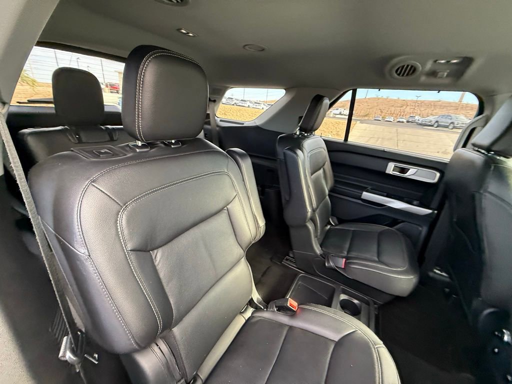 Used 2021 Ford Explorer Limited w/ Equipment Group 301A image 16