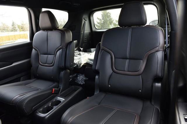 New 2026 Nissan Armada SL w/ Captain's Chari Seat Package image 27