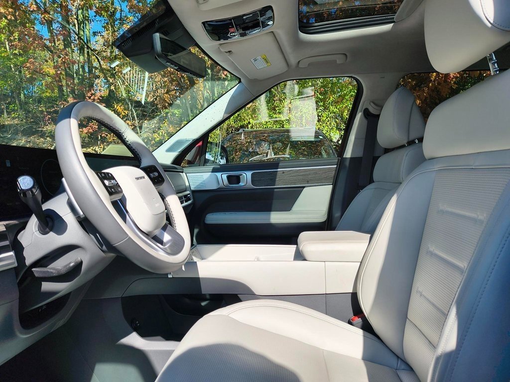 Used 2024 Hyundai Santa Fe Calligraphy image 22