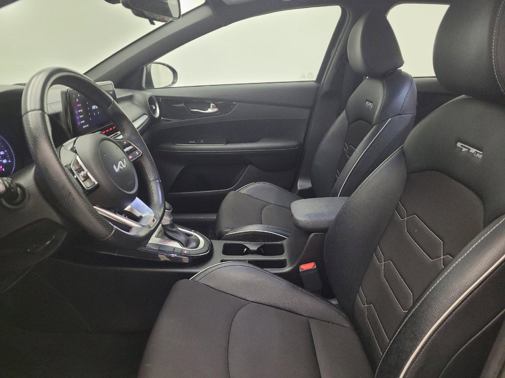 Used 2023 Kia Forte GT-Line w/ GT-Line Premium Package image 17