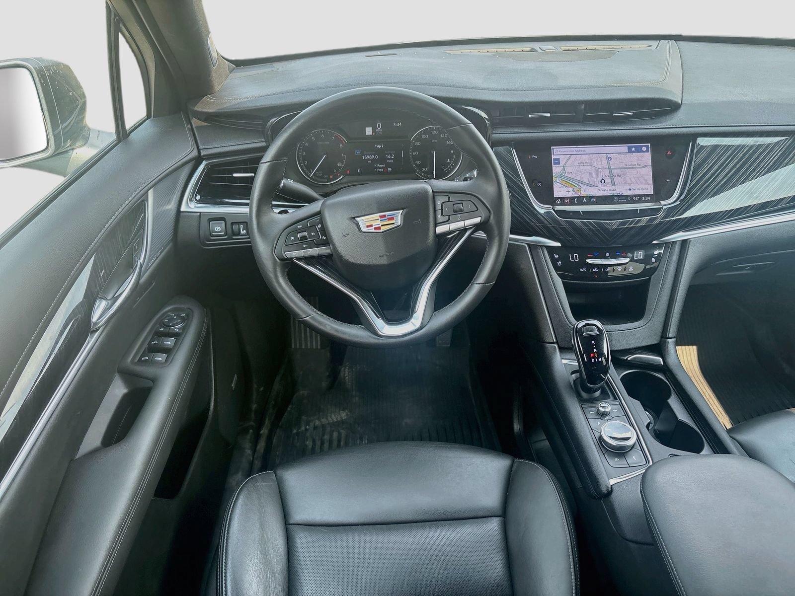 Used 2025 Cadillac XT6 Premium Luxury w/ LPO, Floor Liner Package AWD/4WD image 23