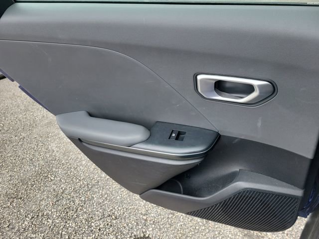 Used 2025 Kia K4 FWD image 14