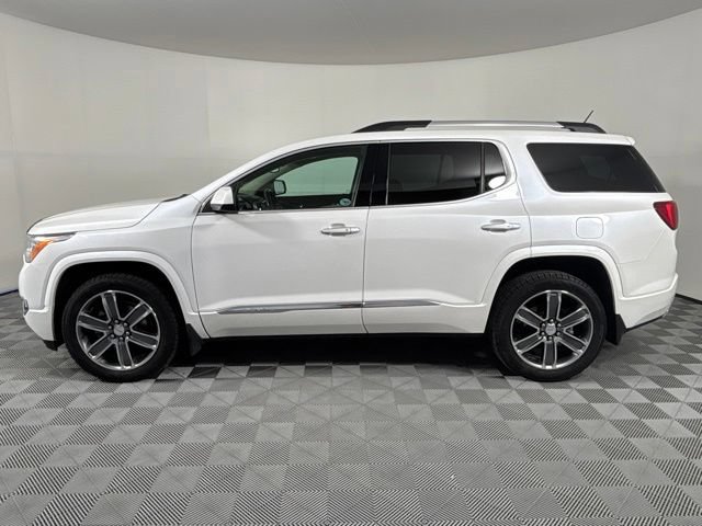 Used 2018 GMC Acadia Denali w/ Technology Package AWD/4WD image 41