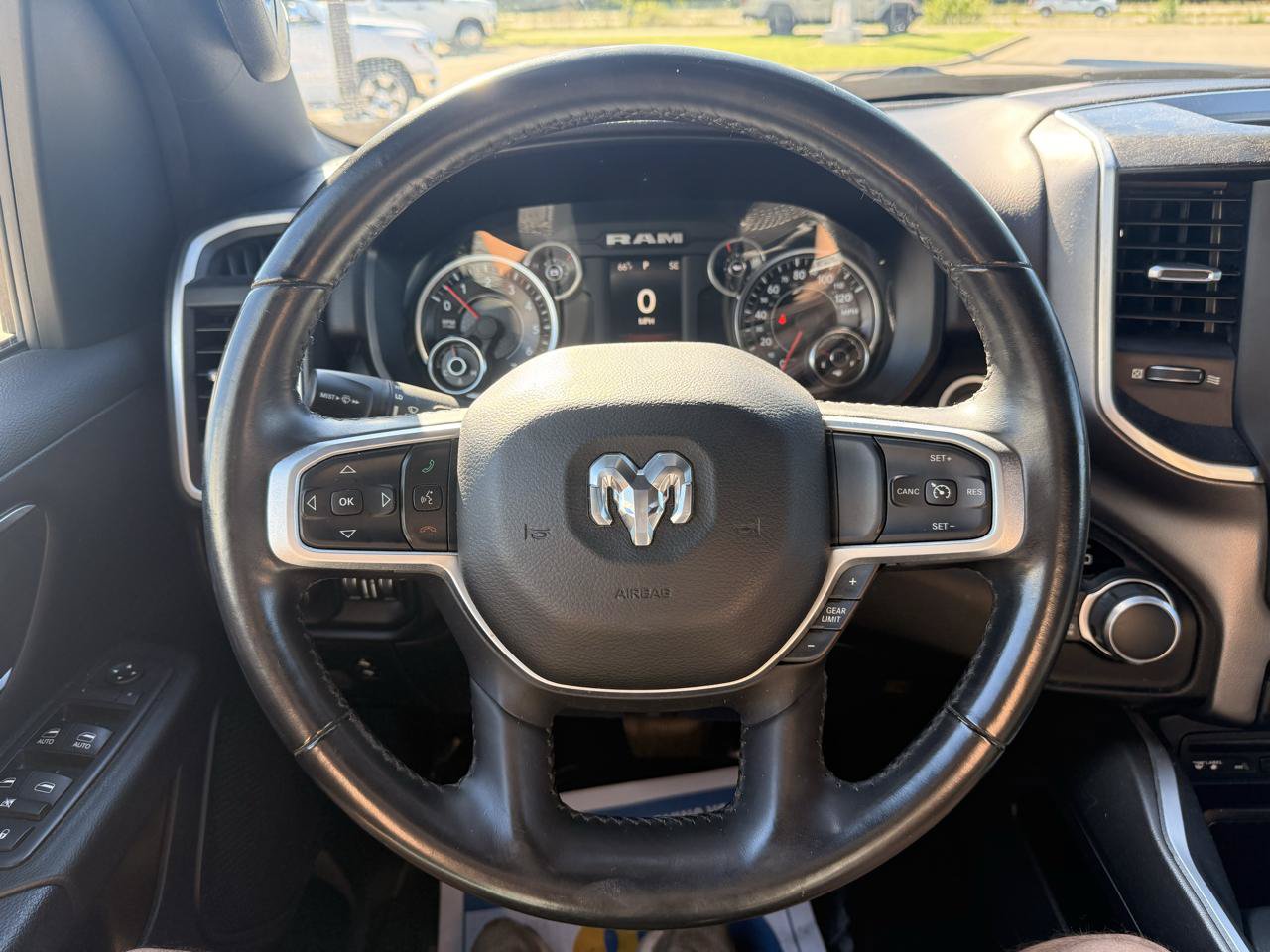 Used 2019 RAM 1500 Big Horn AWD/4WD image 14