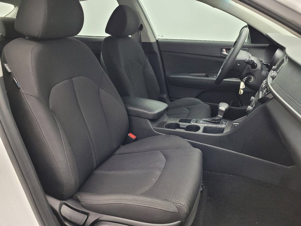 Used 2017 Kia Optima LX w/ Option Group 014 image 21