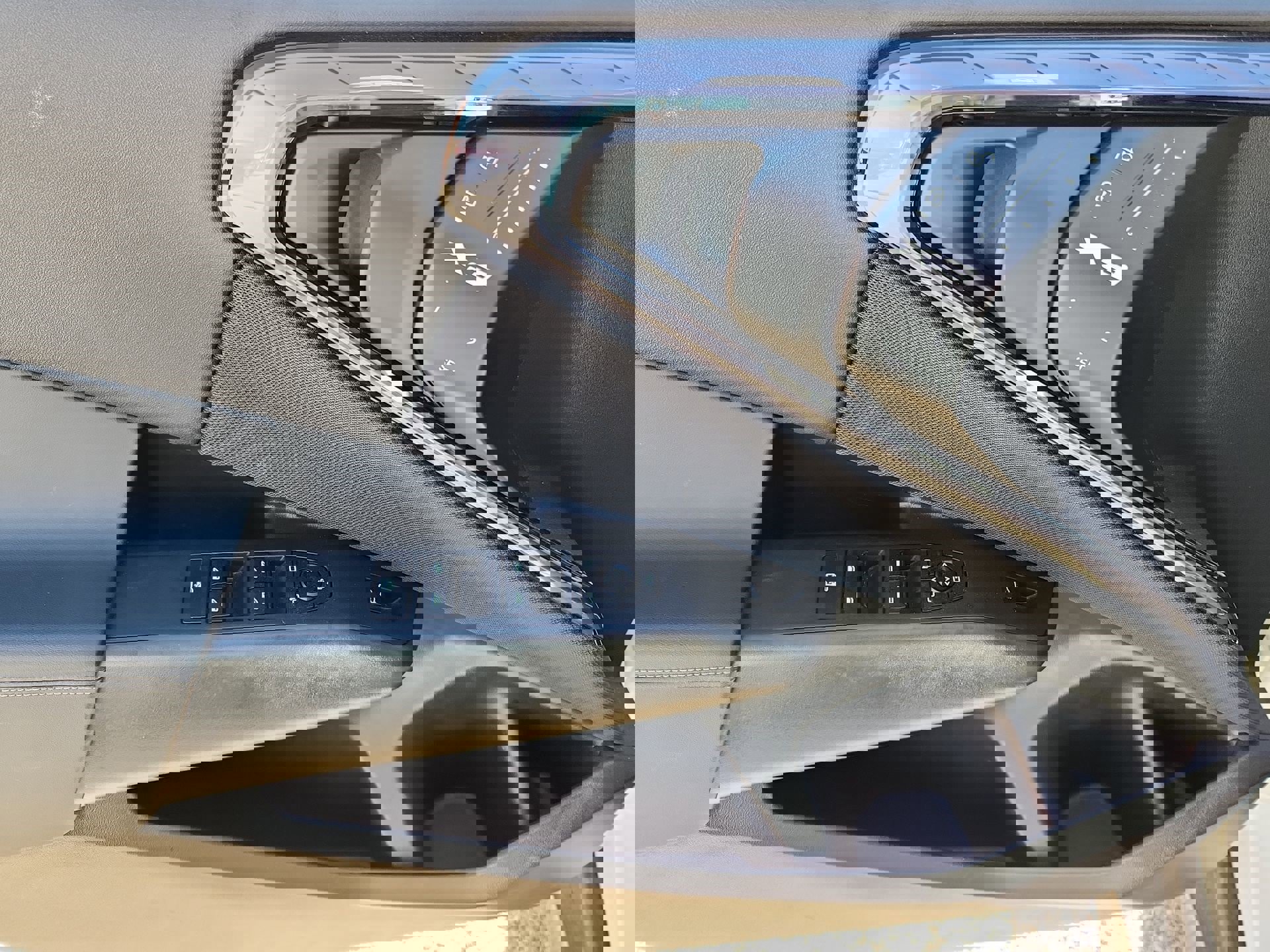 Used 2025 BMW X3 xDrive30i image 15