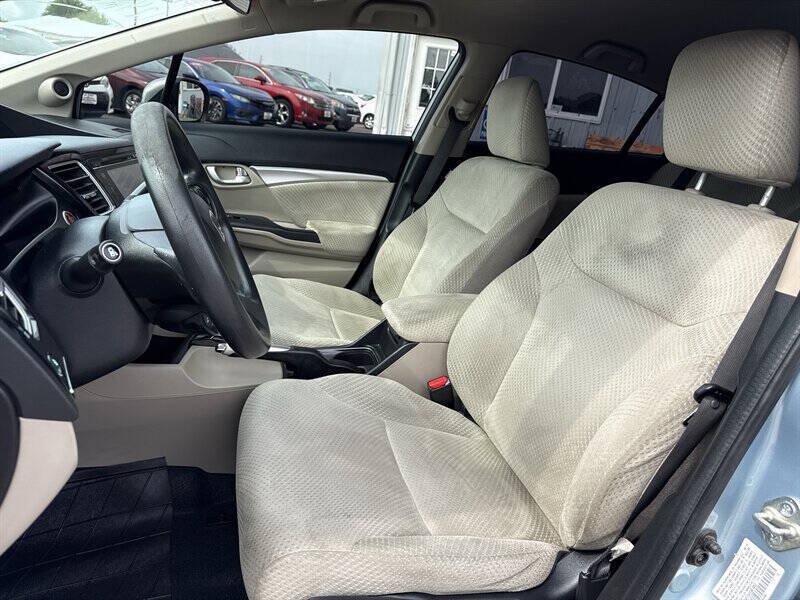 Used 2014 Honda Civic Hybrid Sedan image 17