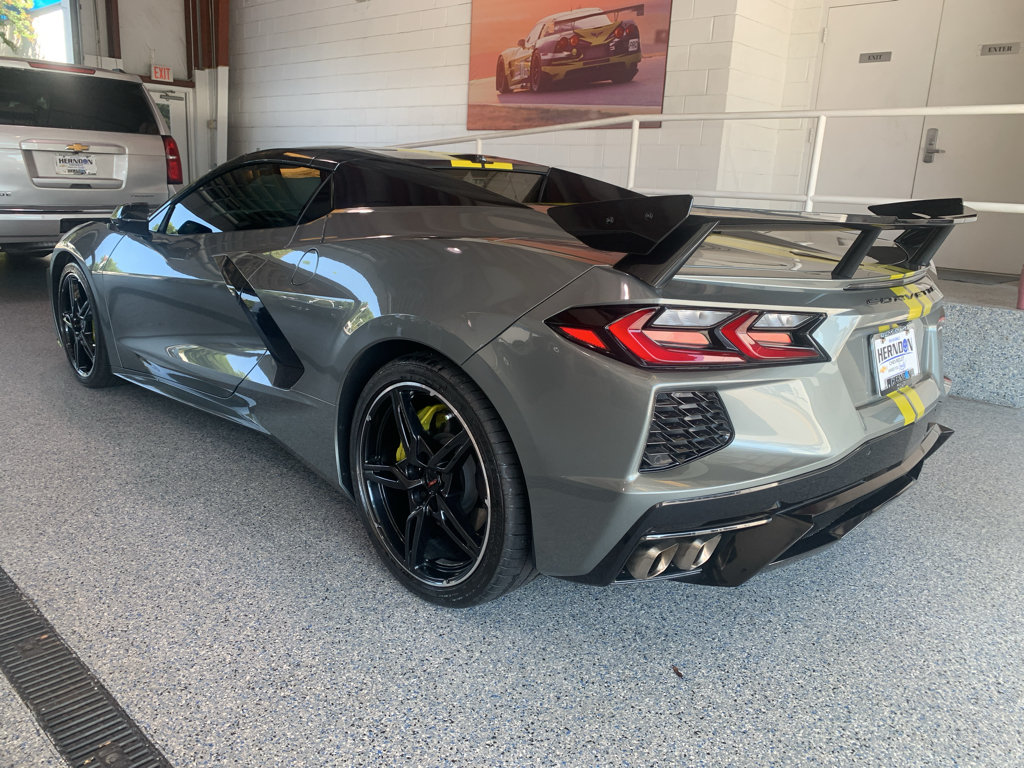 Used 2022 Chevrolet Corvette Stingray Premium Conv w/ Battery Protection Package RWD image 9