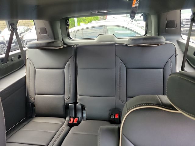New 2026 GMC Yukon XL Elevation w/ Elevation Premium Package AWD/4WD image 12