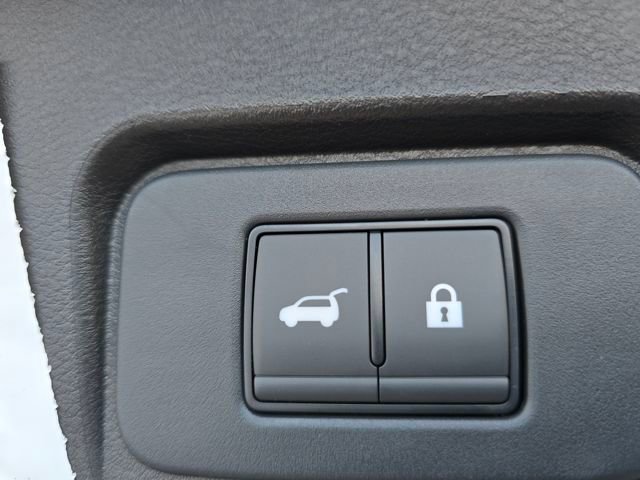 New 2026 Nissan Rogue SV w/ Cold Weather Package AWD/4WD image 18