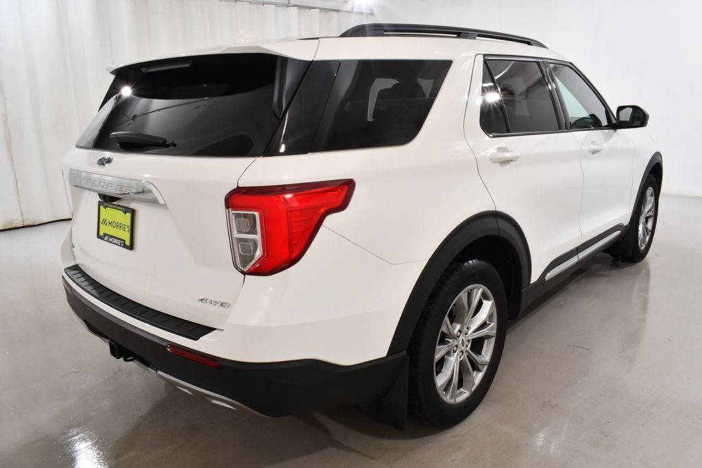 Used 2022 Ford Explorer XLT w/ Equipment Group 202A AWD/4WD image 11