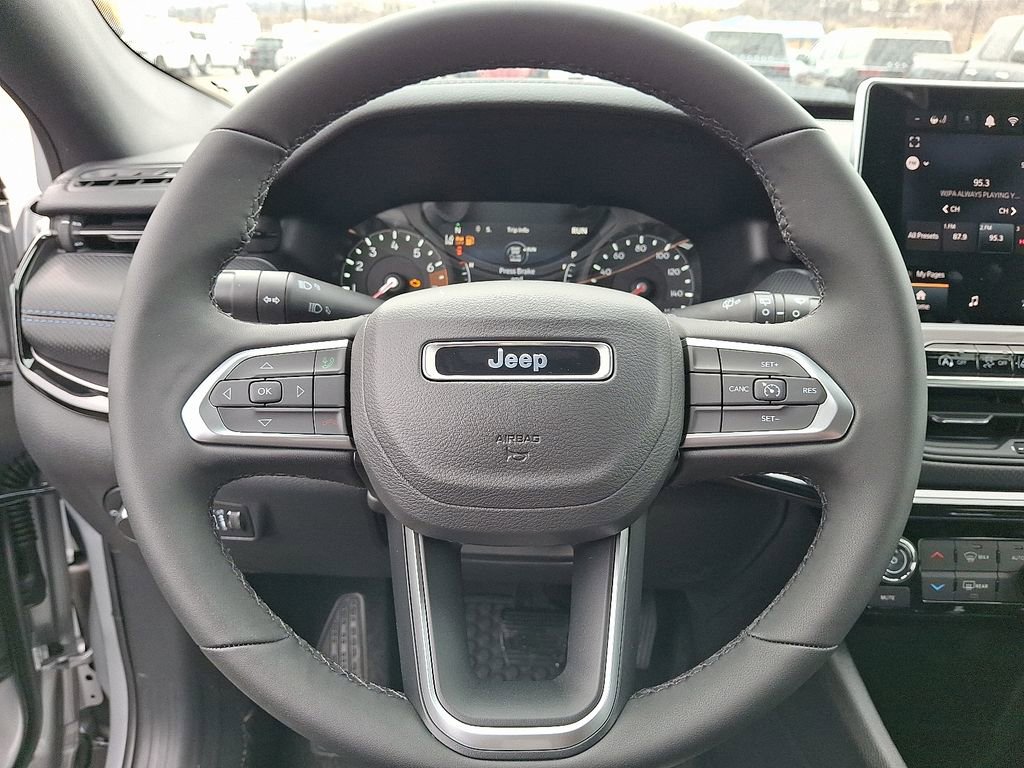 New 2026 Jeep Compass Latitude w/ Sun and Sound Group image 11