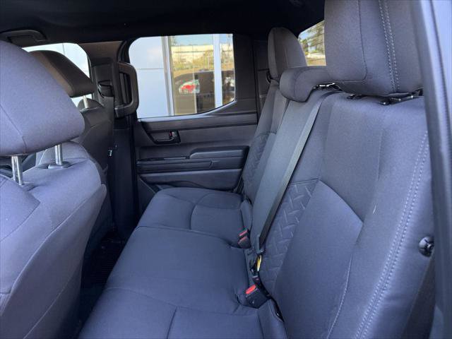 Certified 2025 Toyota Tacoma SR5 AWD/4WD image 16