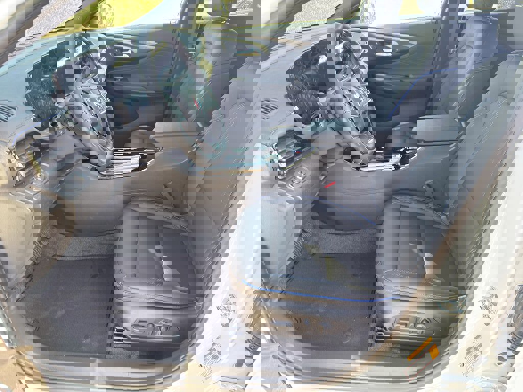 New 2026 Buick Envista Sport Touring image 8