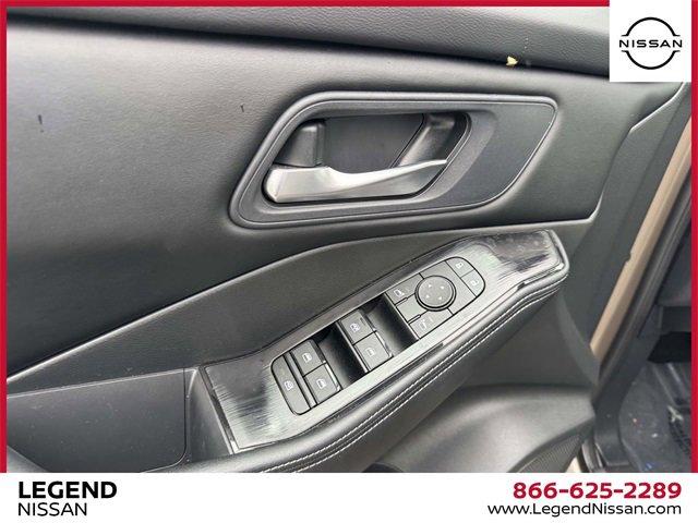 Certified 2024 Nissan Rogue SV image 45