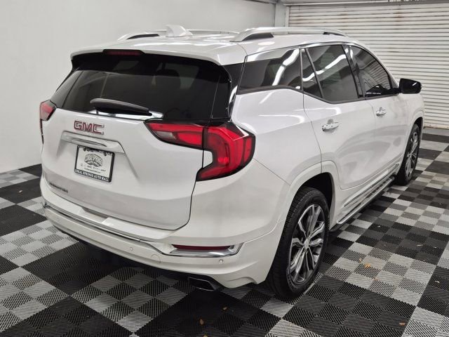 Used 2020 GMC Terrain Denali w/ Denali Premium Package image 6
