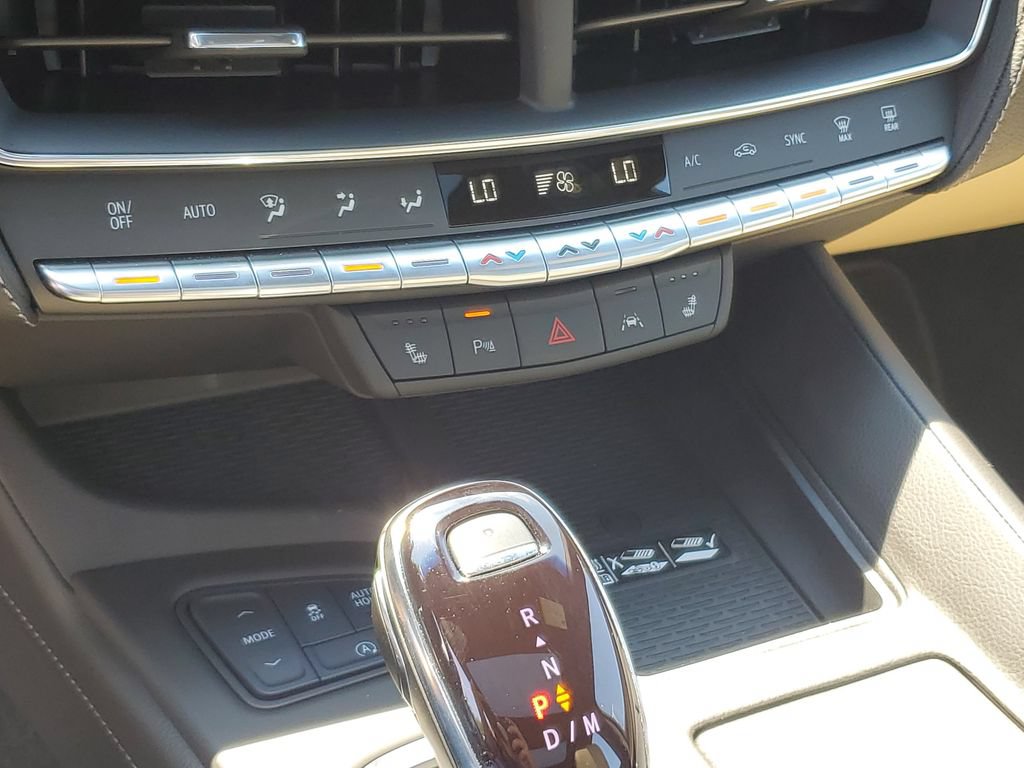Used 2024 Cadillac CT5 Luxury w/ Sun And Sound Package AWD/4WD image 17