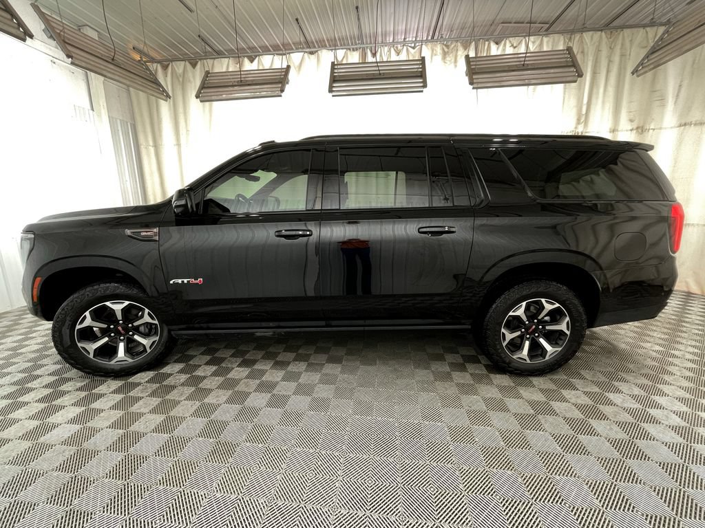 Used 2026 GMC Yukon XL AT4 Ultimate w/ LPO, Floor Liner Package AWD/4WD image 27