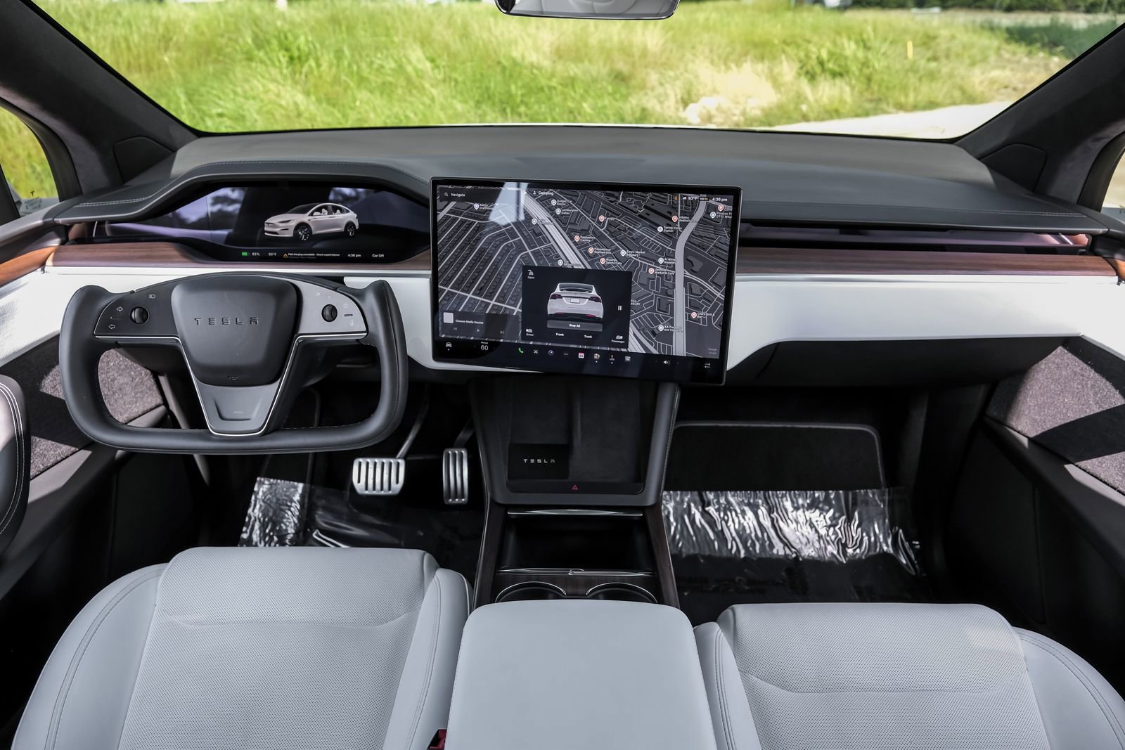 Used 2024 Tesla Model X AWD/4WD image 15