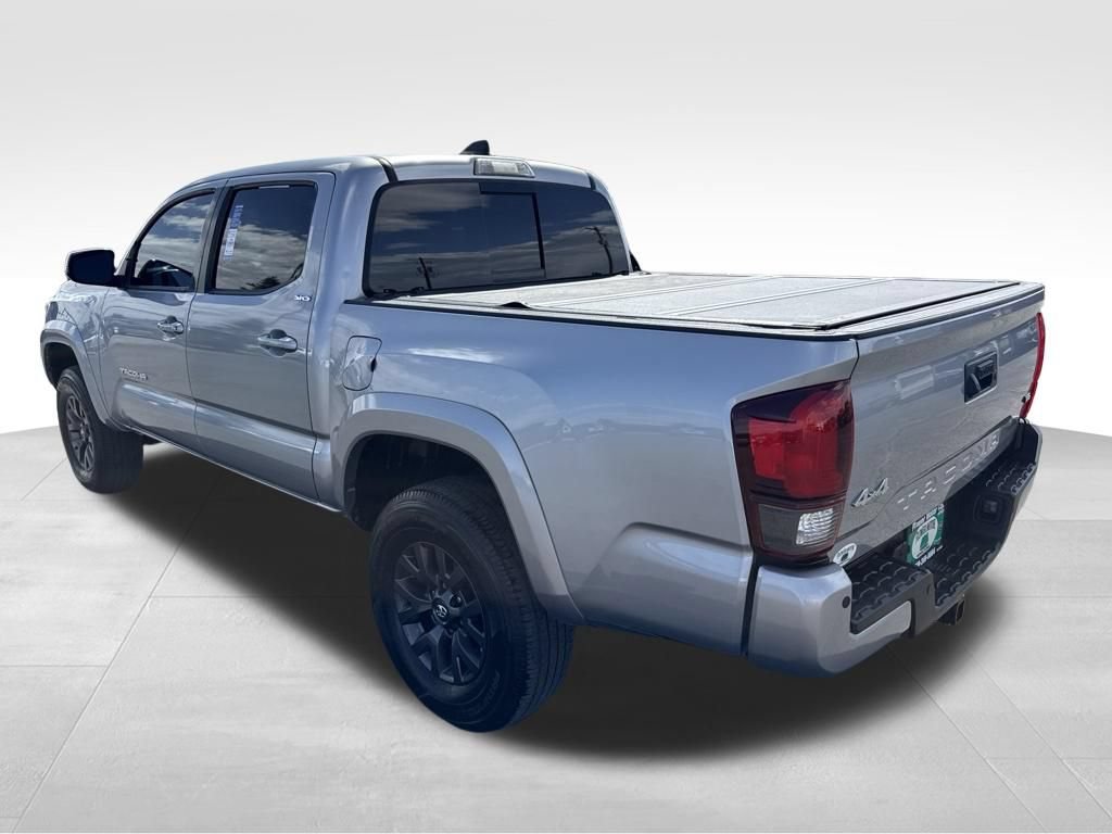Used 2020 Toyota Tacoma SR5 AWD/4WD image 3