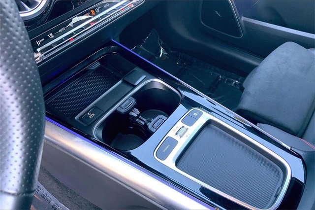 Used 2025 Mercedes-Benz GLA 35 AMG 4MATIC image 13