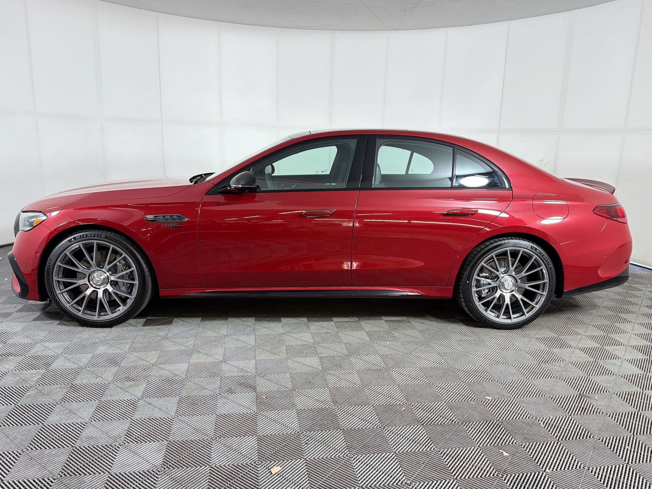 New 2026 Mercedes-Benz E 53 AMG e 4MATIC Sedan video 2
